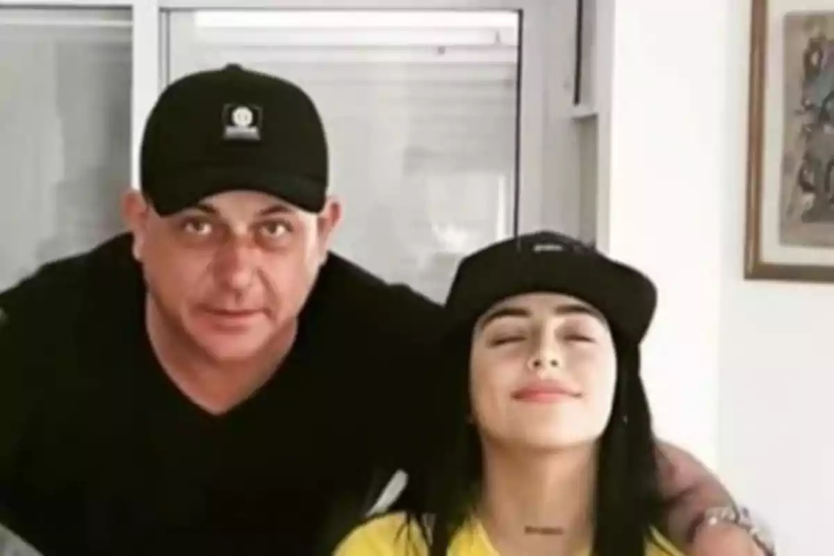 Nicki Nicole junto a su padre, Sergio Cucco