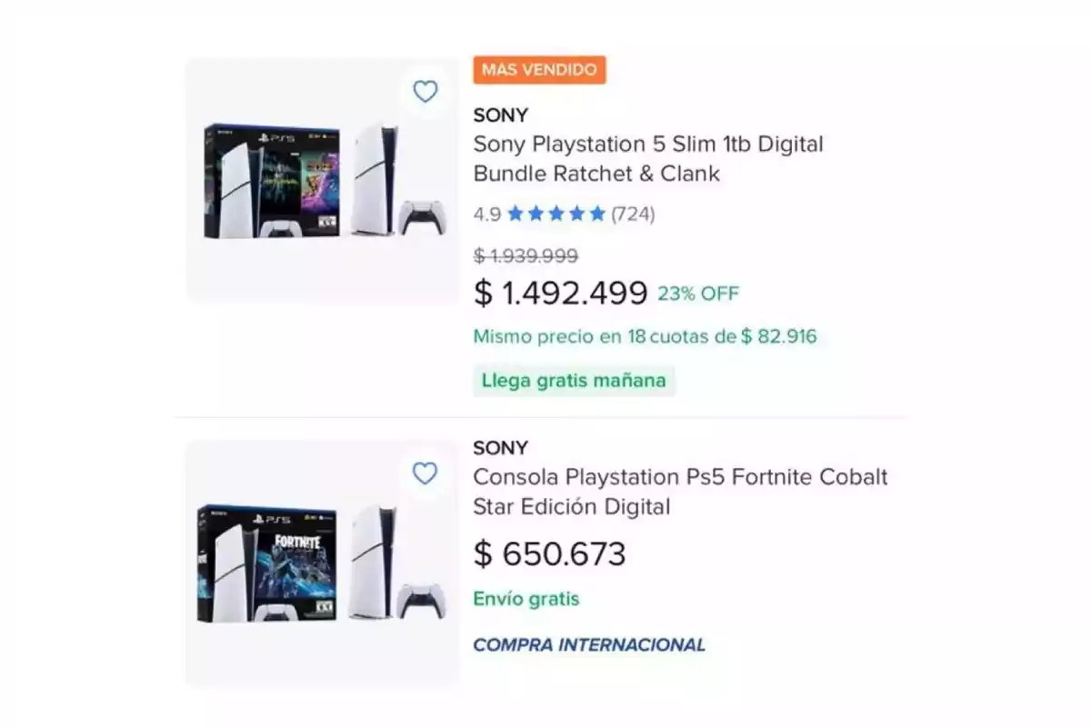 Imagen de Mercado Libre ofertas de consolas PlayStation 5 de Sony. Arriba, el de venta nacional (más caro) y abajo el internacional (más barato)