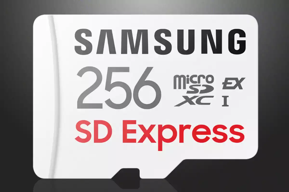 Tarjeta de memoria Samsung SD Express de 256 GB con tecnología microSDXC.