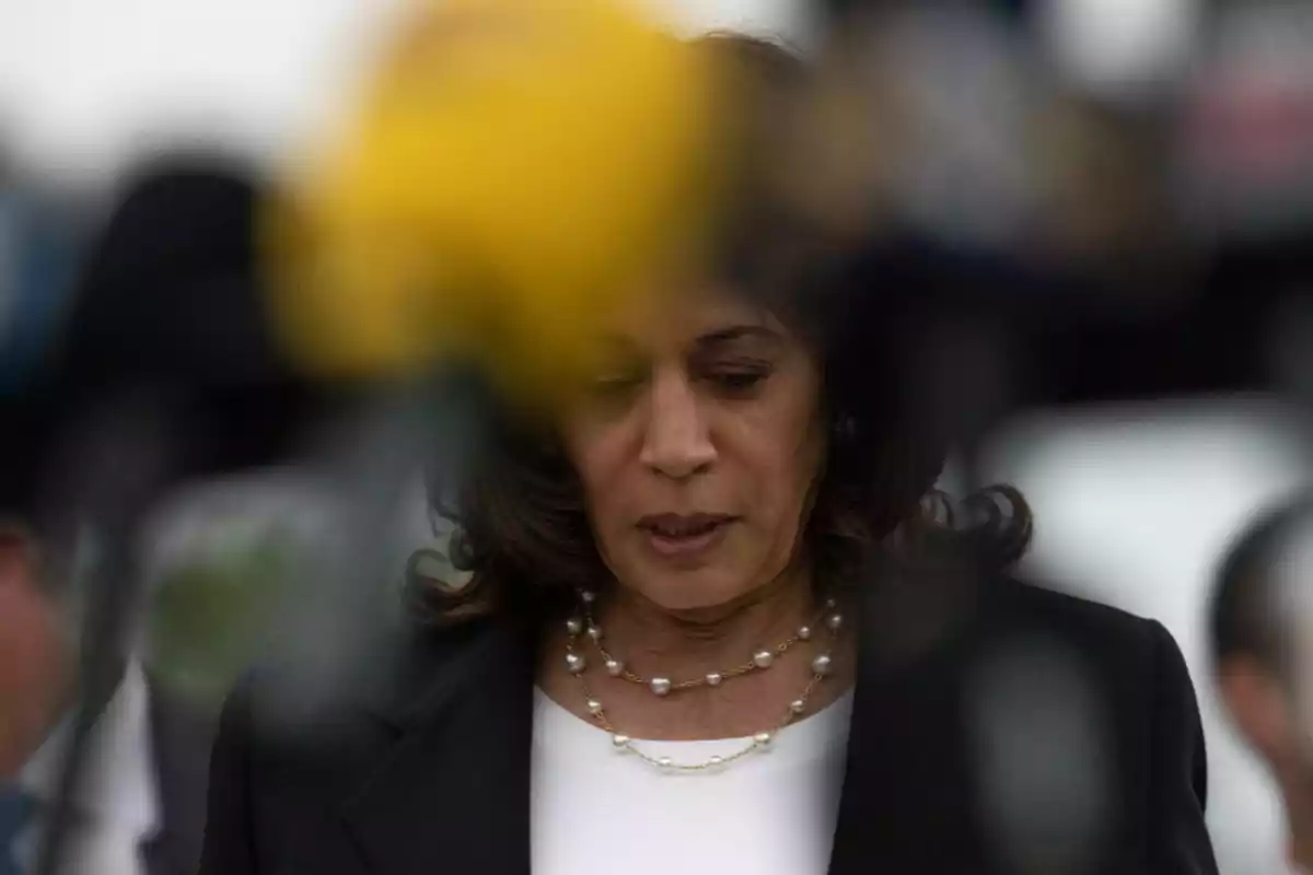 La Fed corta las tasas para mejorar las chances electorales de Kamala Harris